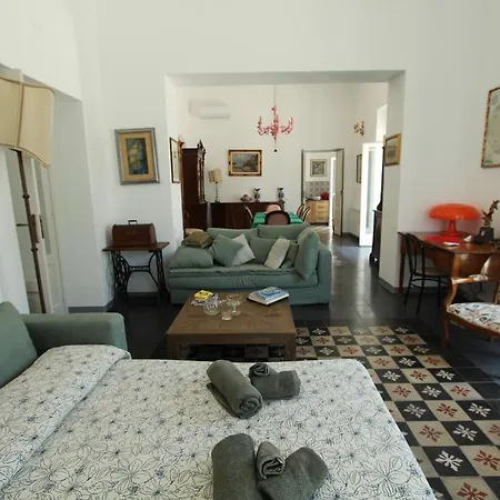 La Casa Bianca Villa *